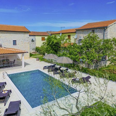 Villa Olea In Barat - Haus Fuer 6-8 Personen Канфанар Экстерьер фото