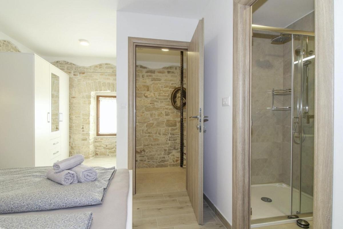 Villa Olea In Barat - Haus Fuer 6-8 Personen Канфанар Экстерьер фото