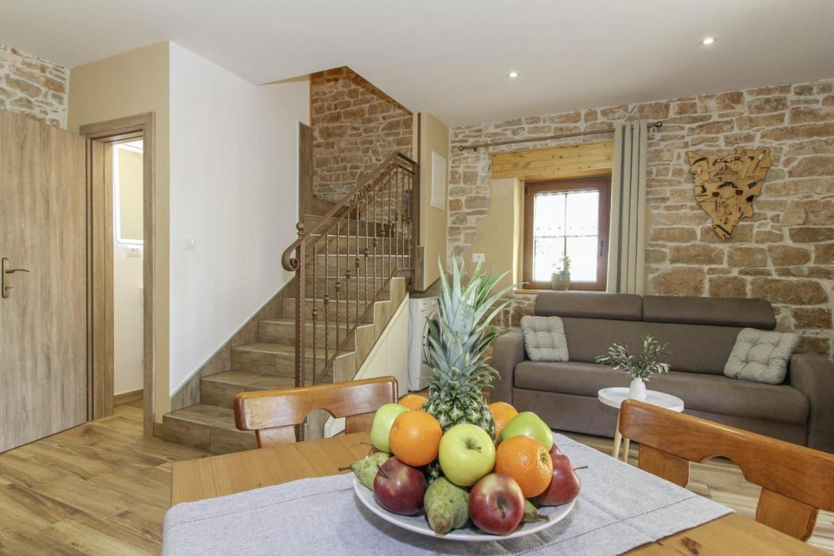 Villa Olea In Barat - Haus Fuer 6-8 Personen Канфанар Экстерьер фото