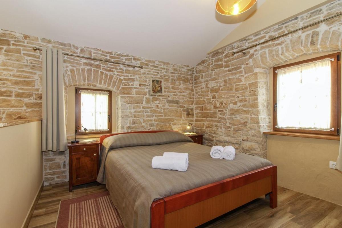 Villa Olea In Barat - Haus Fuer 6-8 Personen Канфанар Экстерьер фото