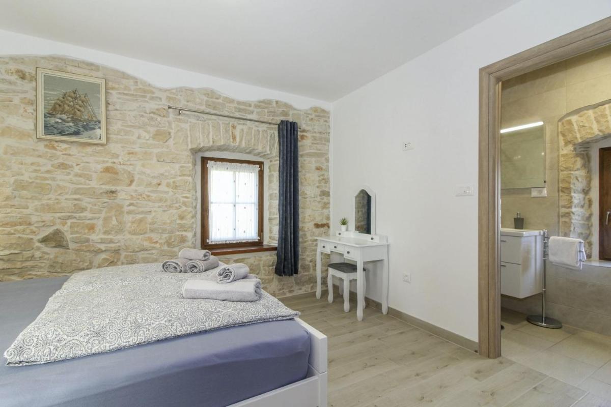 Villa Olea In Barat - Haus Fuer 6-8 Personen Канфанар Экстерьер фото