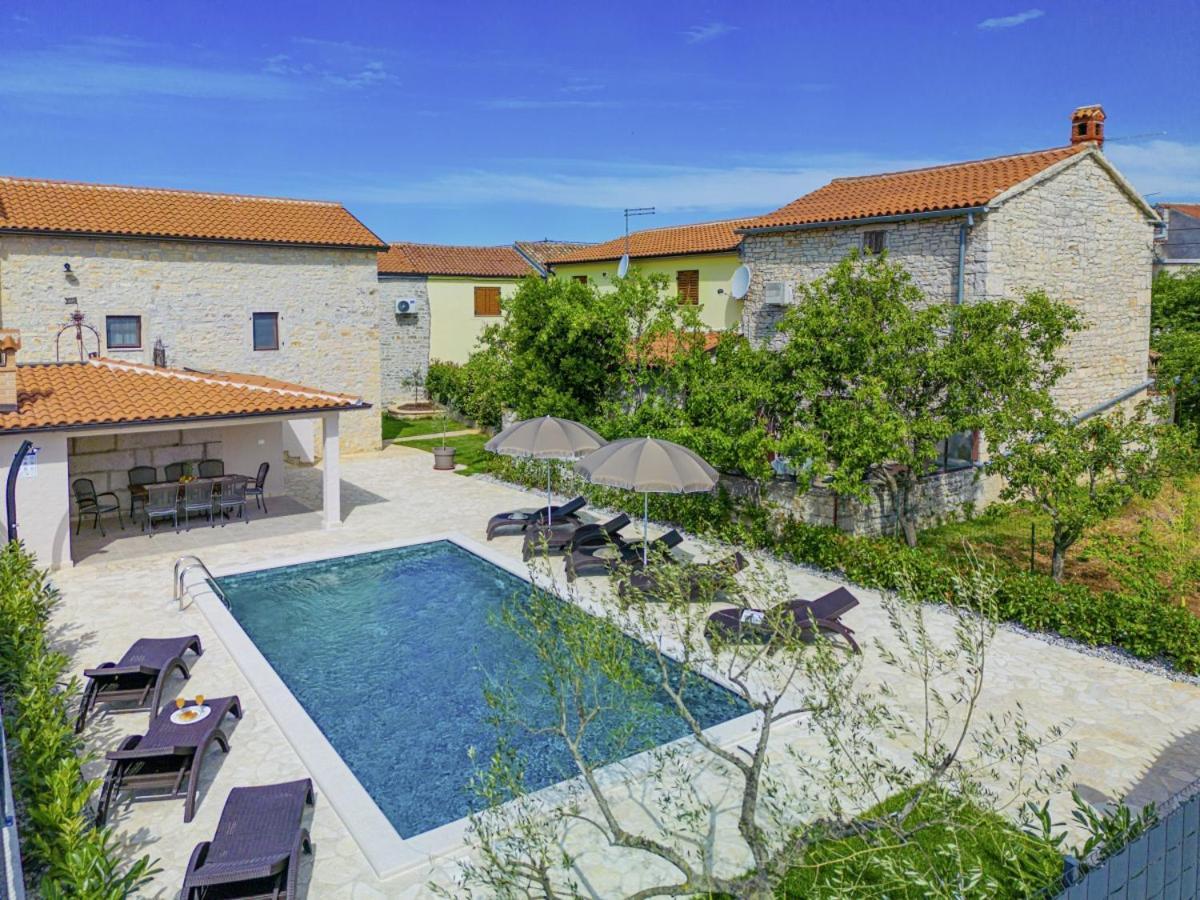 Villa Olea In Barat - Haus Fuer 6-8 Personen Канфанар Экстерьер фото