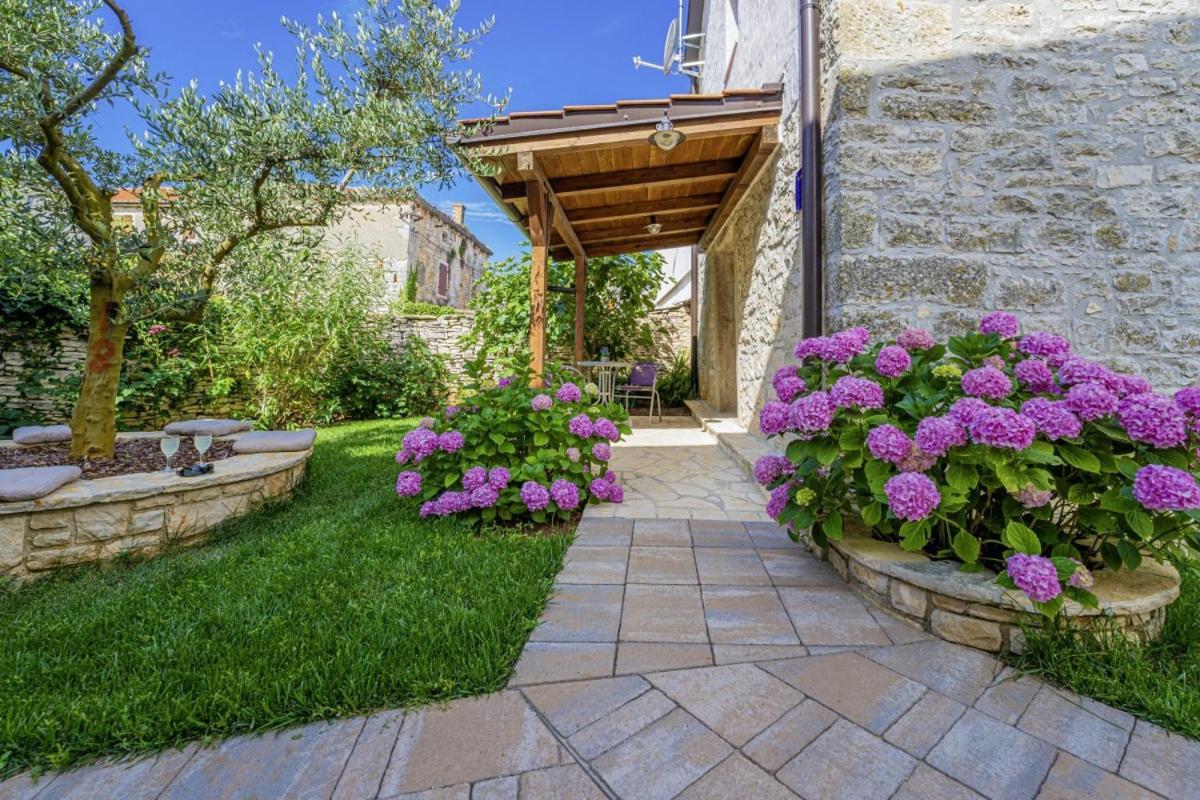Villa Olea In Barat - Haus Fuer 6-8 Personen Канфанар Экстерьер фото